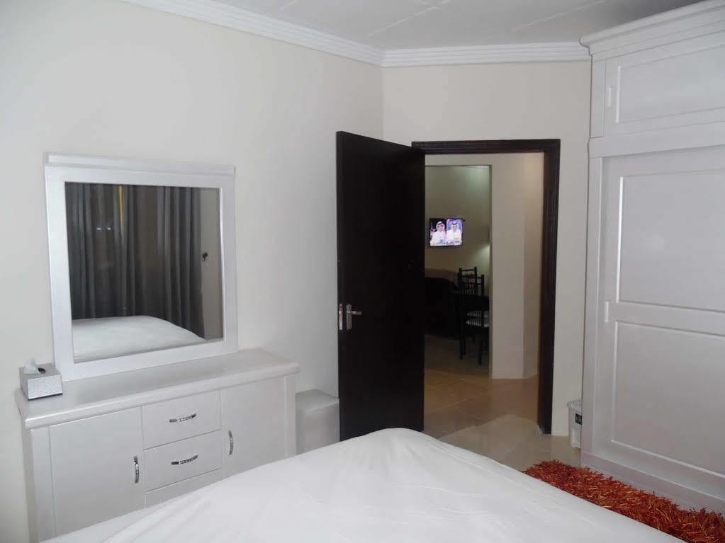 Leader Apartments 2 科威特 外观 照片